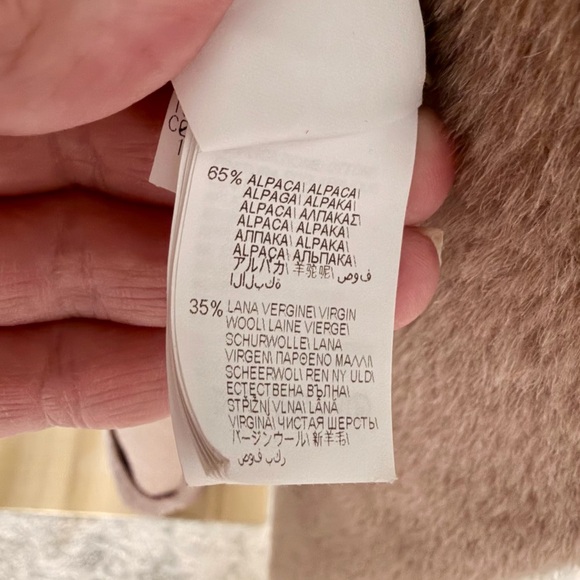 Brunello Cucinelli Alpaca & Wool Coat, Size 42 IT, US 4-8, Excellent Condition - Picture 10 of 15